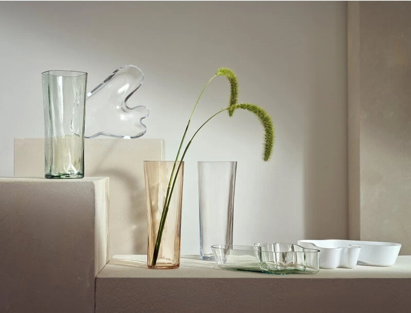Iittala Vase Aalto, 180 mm, Transparent 7 Iittala Vase Aalto, 180 mm, Transparent – Image 5