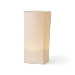 MENU Bougie Sans Flamme Ignus, 25 cm 9 MENU Bougie Sans Flamme Ignus, 25 cm -Magasin De Rénovation Domiciliaire 4433639 Ignus Flameless Candle H25 angle on