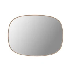 Muuto Petit Miroir Framed, Rose - Transparent