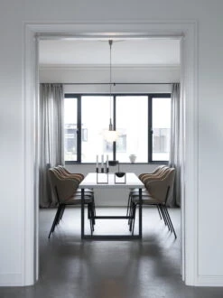 By Lassen Chandelier Kubus 4, Noir -Magasin De Rénovation Domiciliaire By Lassen home 020403