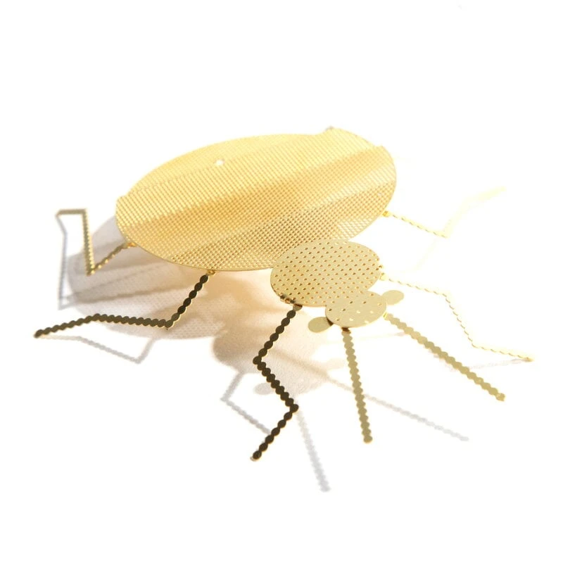 Fundamental Berlin Ornement Flatmates, Punaise, Laiton 4 Fundamental Berlin Ornement Flatmates, Punaise, Laiton – Image 2