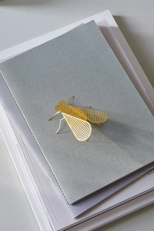 Fundamental Berlin Ornement Flatmates, Mouche, Laiton 7 Fundamental Berlin Ornement Flatmates, Mouche, Laiton – Image 5