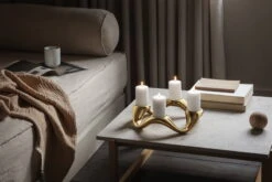Georg Jensen Bougeoir Rond Cobra, Doré -Magasin De Rénovation Domiciliaire GJ AW22 Cobra gold