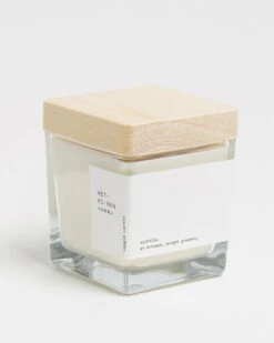 Hetkinen Bougie Carrée En Cire Végétale, Biofilia -Magasin De Rénovation Domiciliaire Hetkinen Veggie candle biofilia square closed