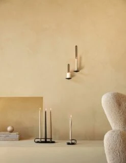 MENU Bougeoir Mural Clip, 34 cm, Noir 10 MENU Bougeoir Mural Clip, 34 cm, Noir -Magasin De Rénovation Domiciliaire MENU Clip Candle Holder Spire Smooth Tapered Candle 3