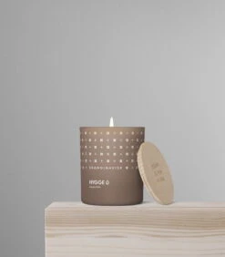Skandinavisk Grande Bougie Parfumée Avec Couvercle, HYGGE -Magasin De Rénovation Domiciliaire SKANDINAVISK styling 20109 HYGGE 200g