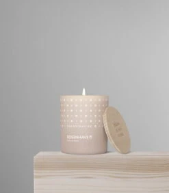 Skandinavisk Grande Bougie Parfumée Avec Couvercle, ROSENHAVE -Magasin De Rénovation Domiciliaire SKANDINAVISK styling 20110 ROSENHAVE 200g
