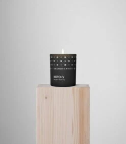 Skandinavisk Bougie Parfumée Avec Couvercle, KOTO, Petit Modèle -Magasin De Rénovation Domiciliaire SKANDINAVISK styling 20206 KOTO 65g