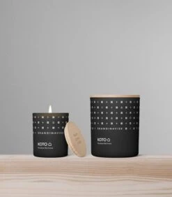 Skandinavisk Bougie Parfumée Avec Couvercle, KOTO, Petit Modèle -Magasin De Rénovation Domiciliaire SKANDINAVISK styling 20206 KOTO 65g 2