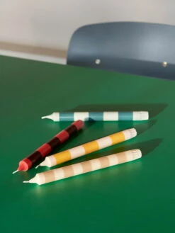 HAY Bougies Stripe, Lot De 4, Vert 9 HAY Bougies Stripe, Lot De 4, Vert -Magasin De Rénovation Domiciliaire Stripe Candle