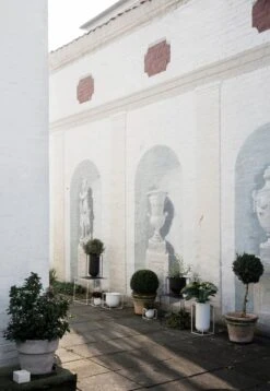 By Lassen Pot De Fleurs Kubus 14, Noir -Magasin De Rénovation Domiciliaire byLassen Kubus Vase Nolia Flowerpots 300 1