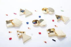 Fundamental Berlin Boîte Brass Box, Enregistrement -Magasin De Rénovation Domiciliaire pill still life